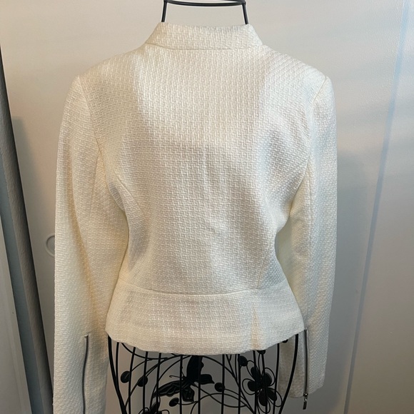 ๐ค Beautiful blazer ๐ค - Picture 4 of 6